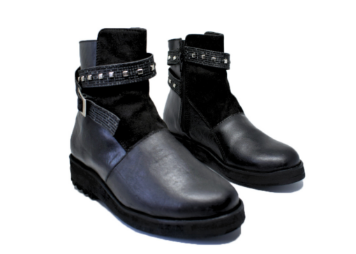 Botas Astrágalo negra hecha con neumáticos reciclados – Revolución Urbana