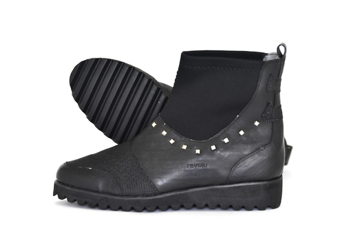 Botas Metatarso hecha con neumáticos reciclados – Revolución Urbana