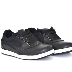 Tenis urbanos sostenibles Trapecio hechos con piel de neumático reciclado y suela de caucho recuperado